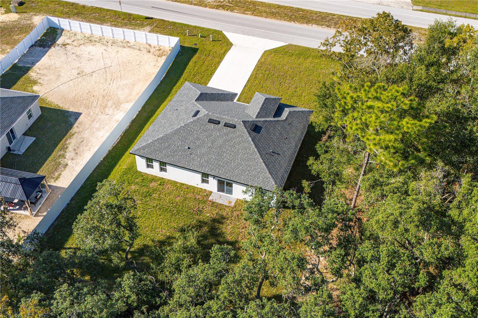 526 MARION OAKS TRL