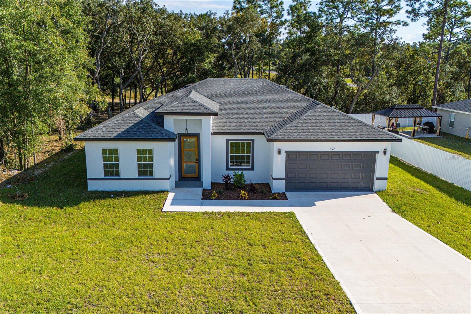 526 MARION OAKS TRL
