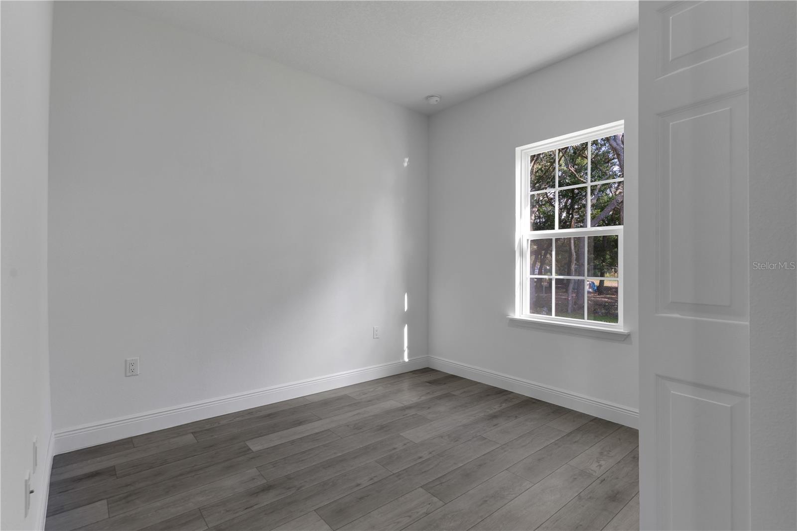 526 MARION OAKS TRL
