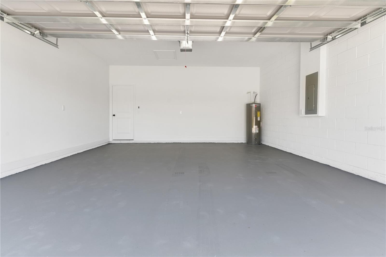 526 MARION OAKS TRL