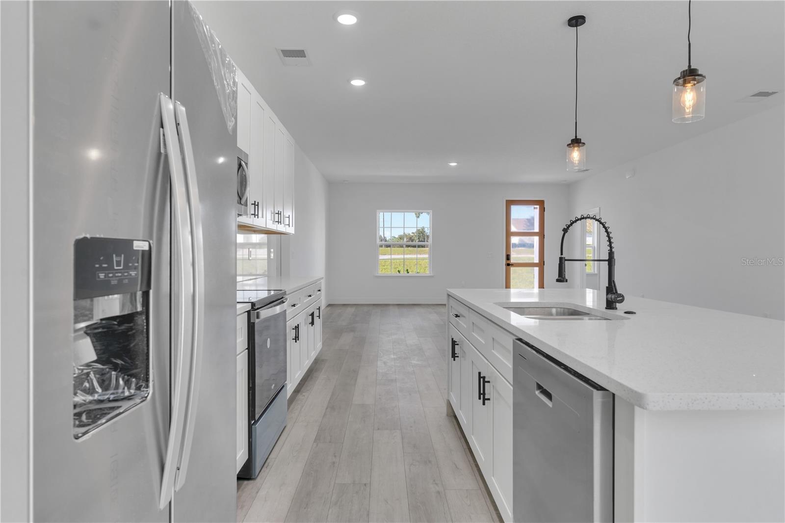 526 MARION OAKS TRL