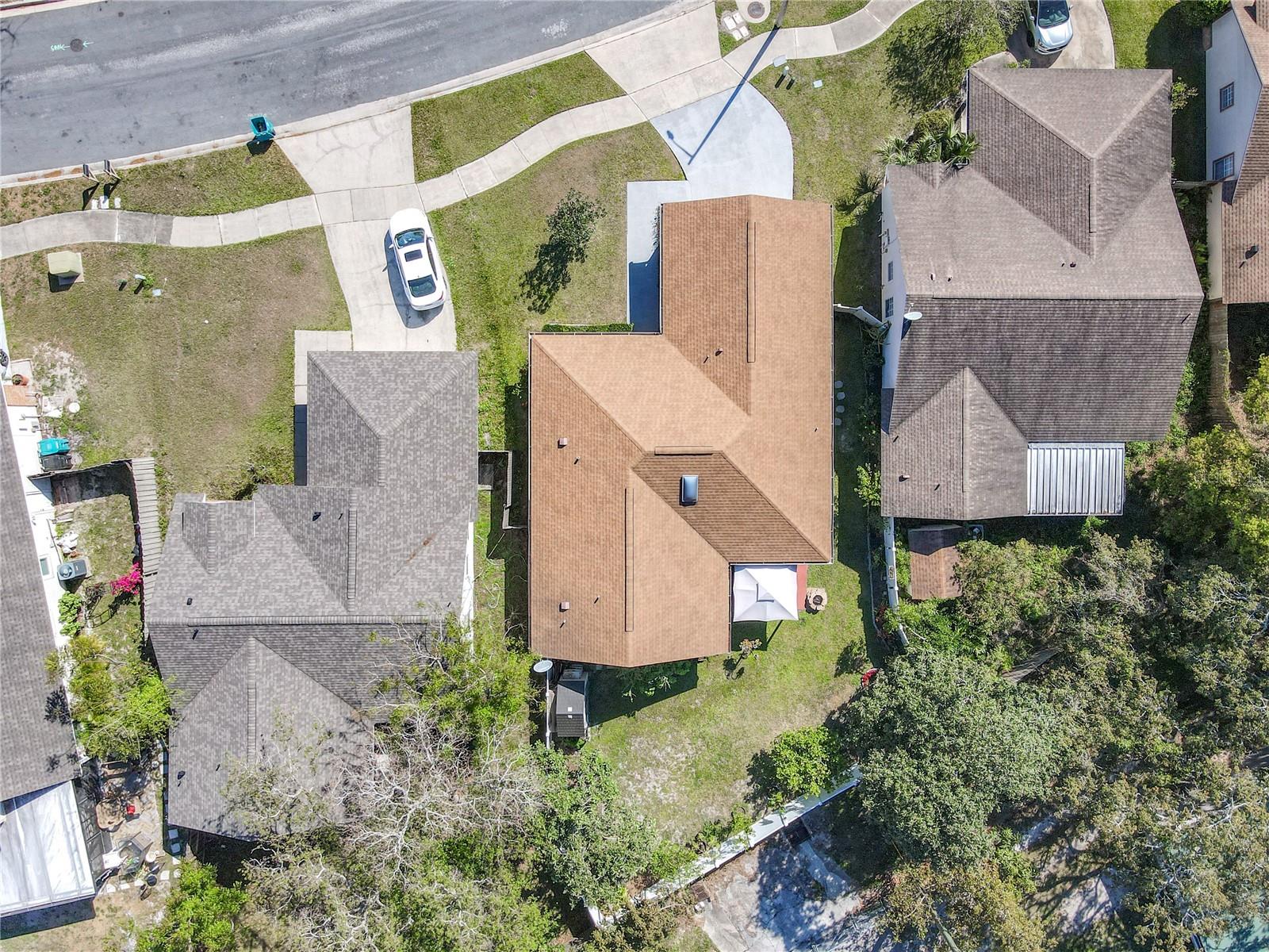 6559 GROSVENOR LN