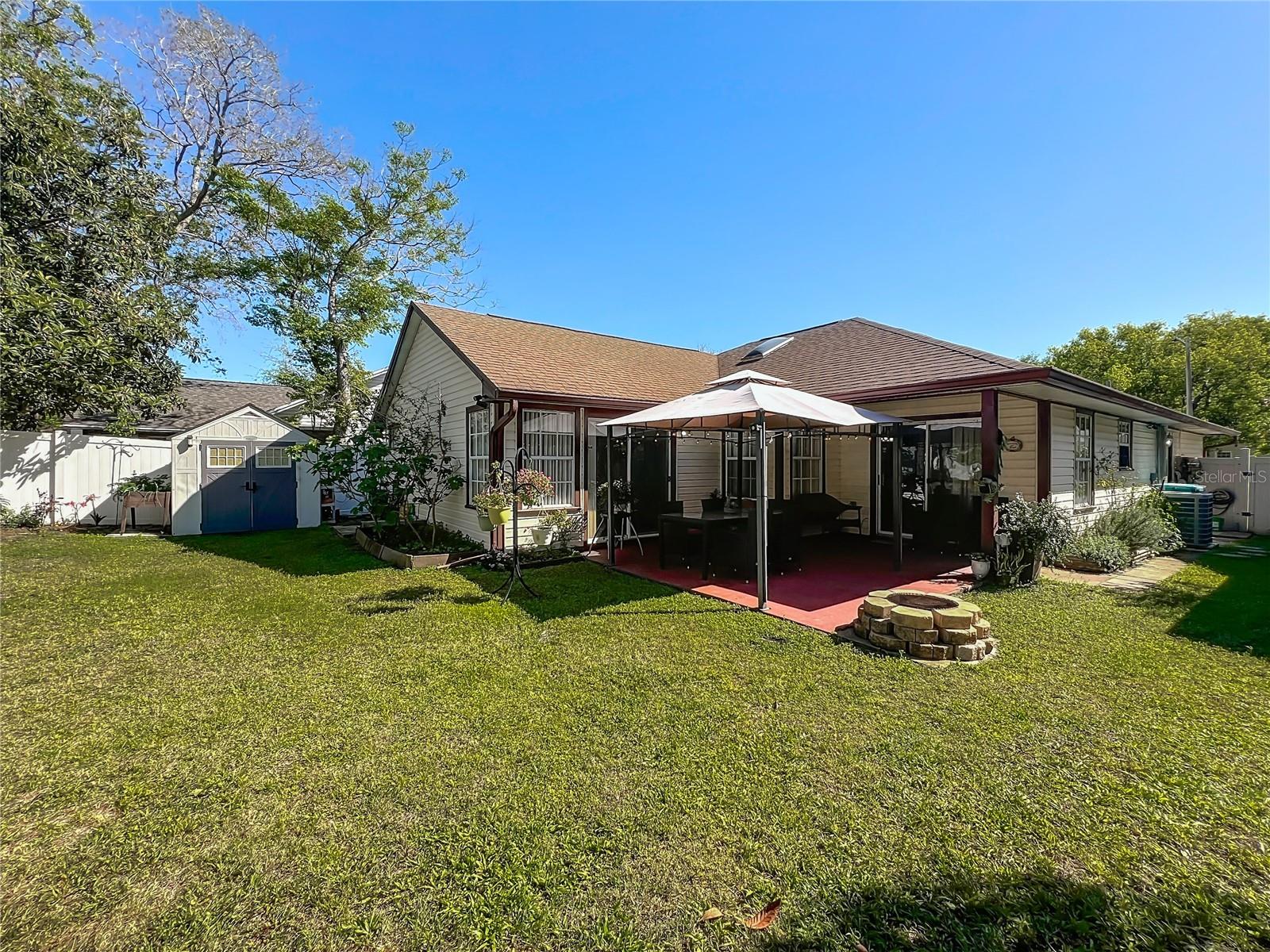 6559 GROSVENOR LN