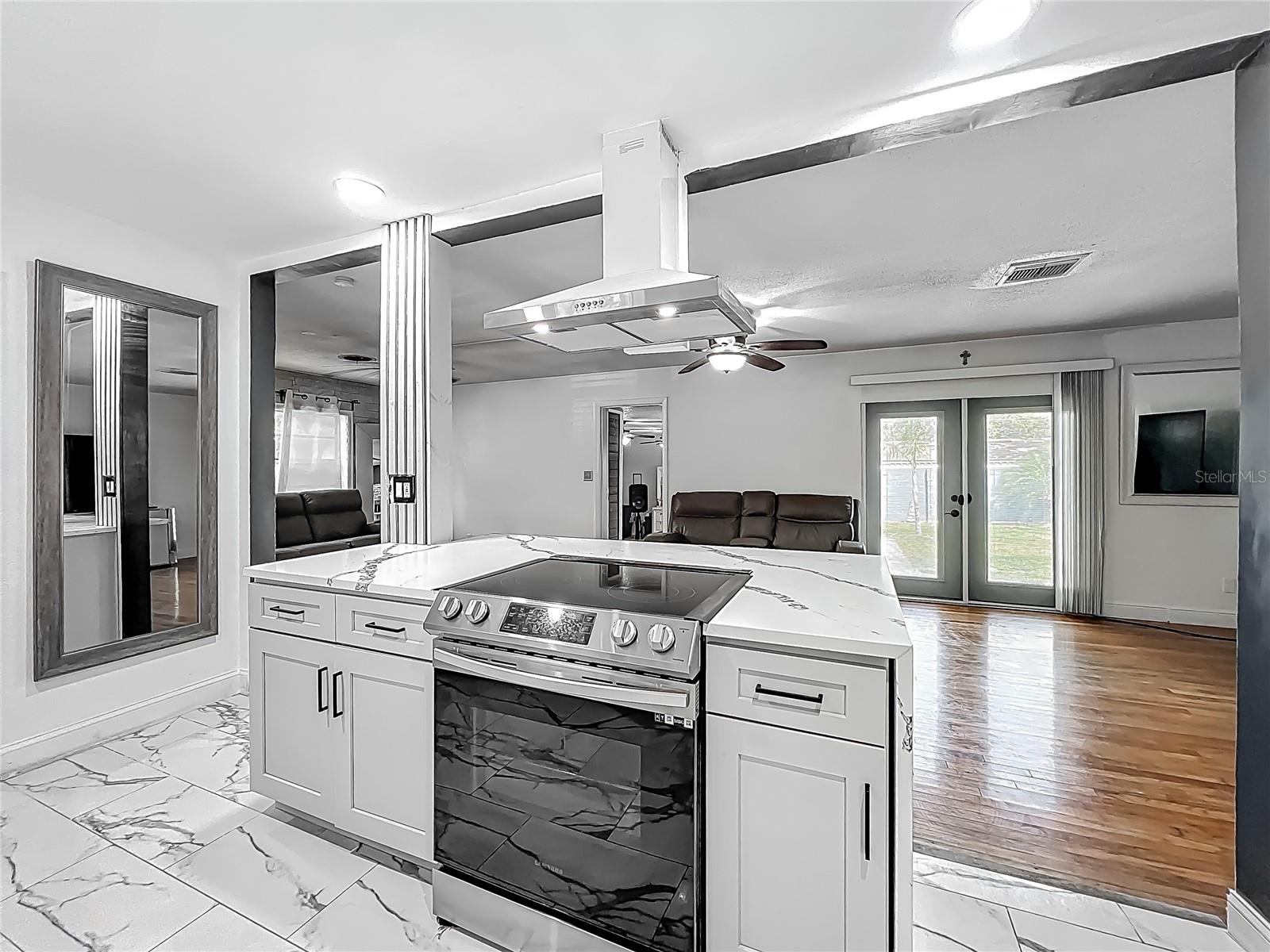 3407 SILVERWOOD DR