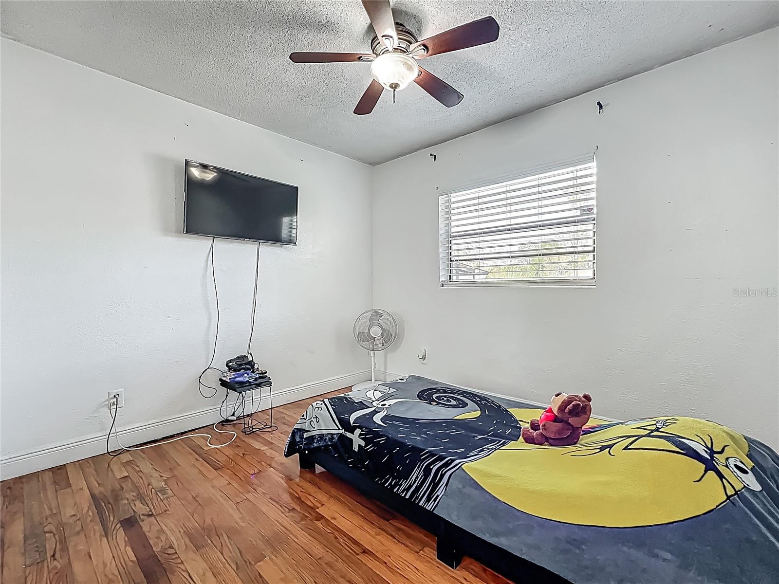 3407 SILVERWOOD DR