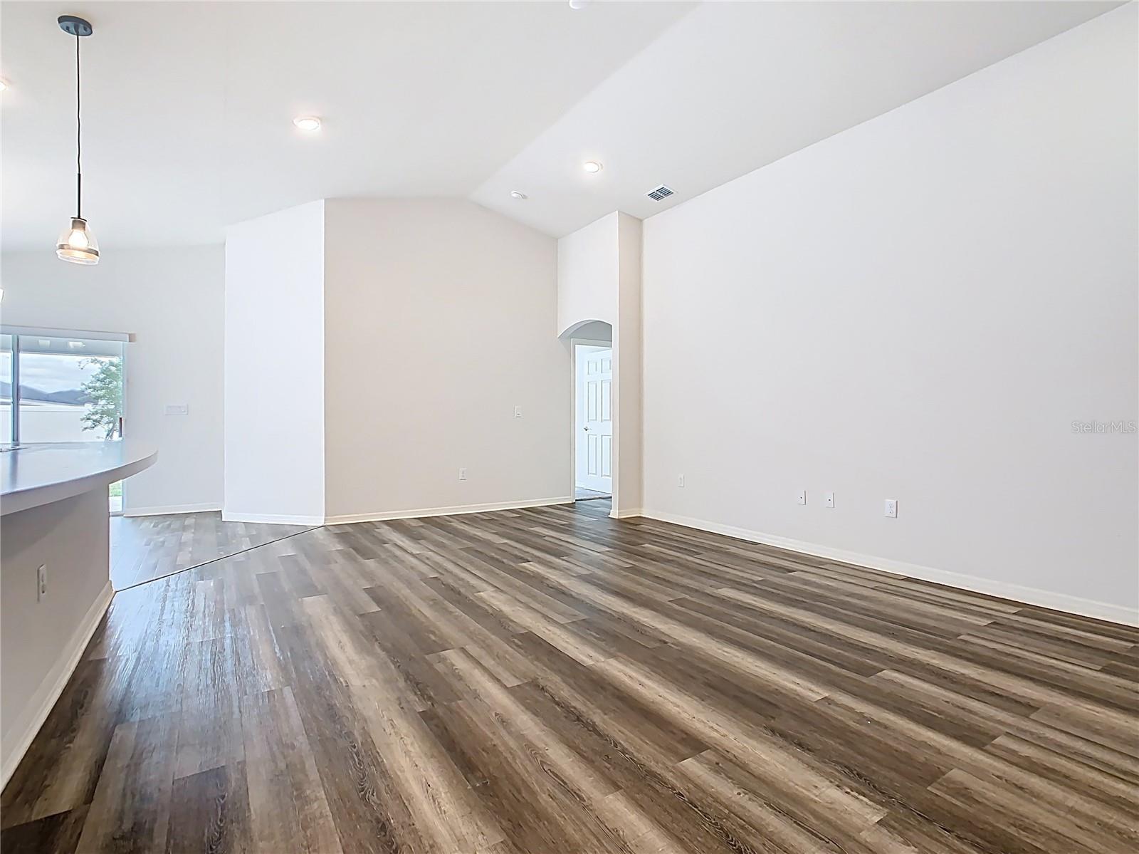 408 LILY LN