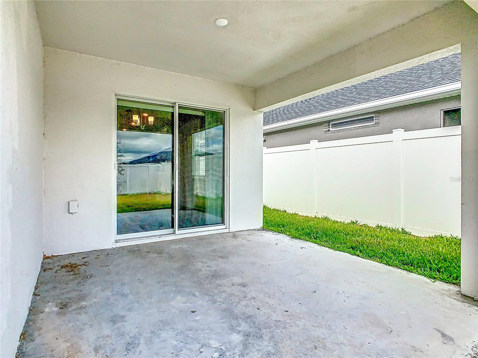 408 LILY LN