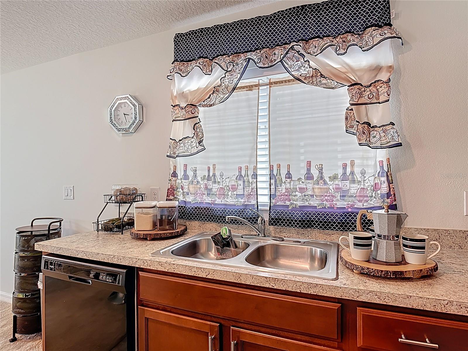 3216 CASA DEL REY AVE