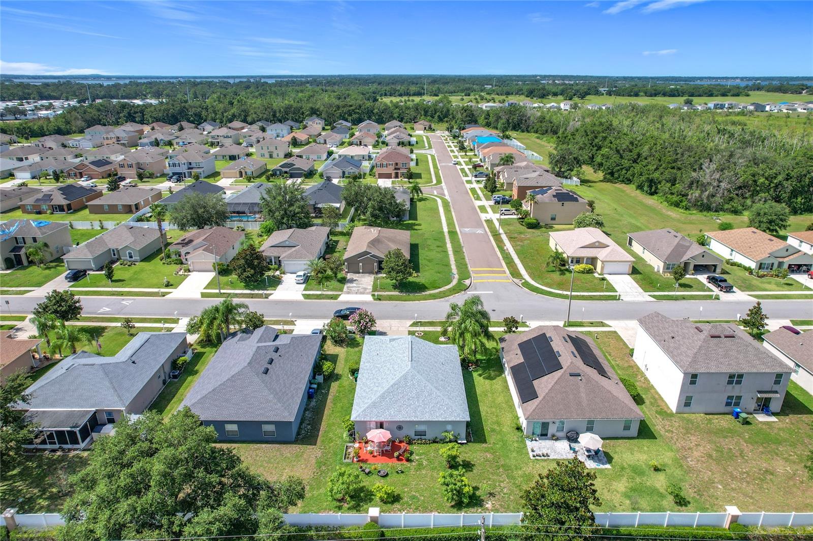 5609 FOREST RIDGE DR