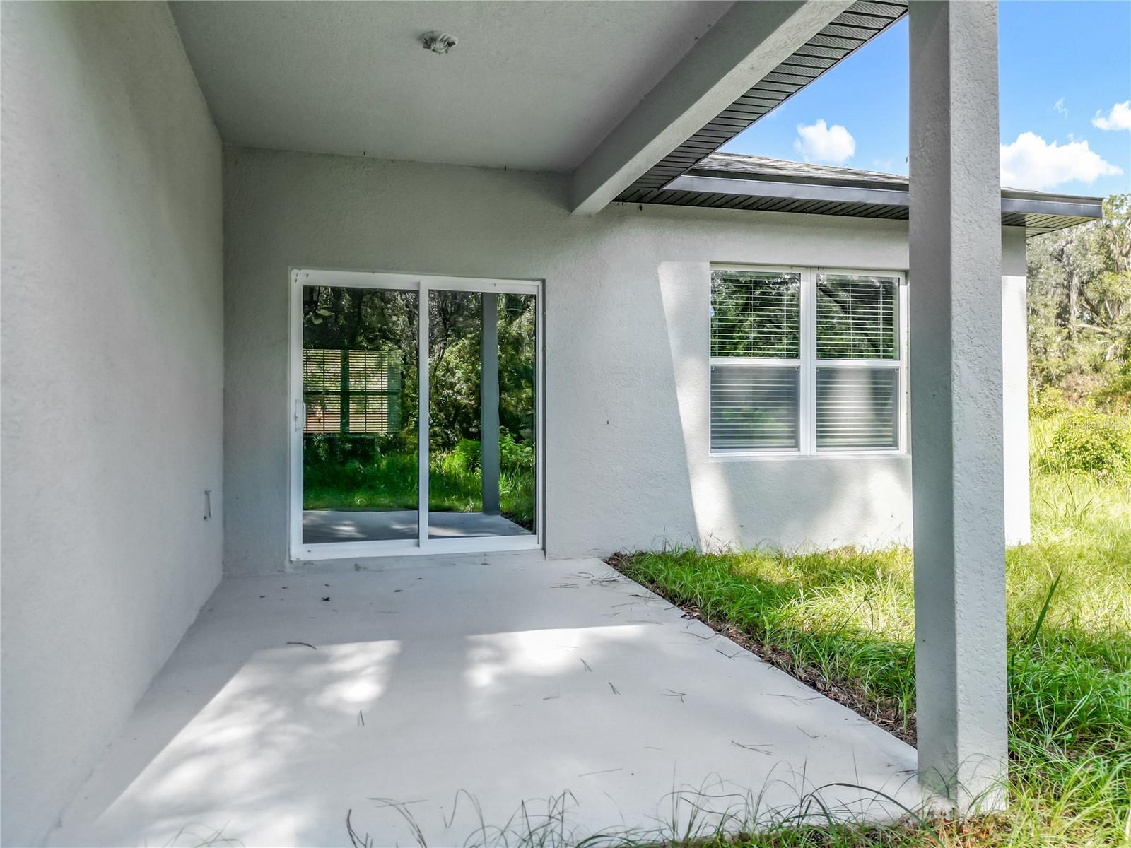 11570 N KENLAKE CIR