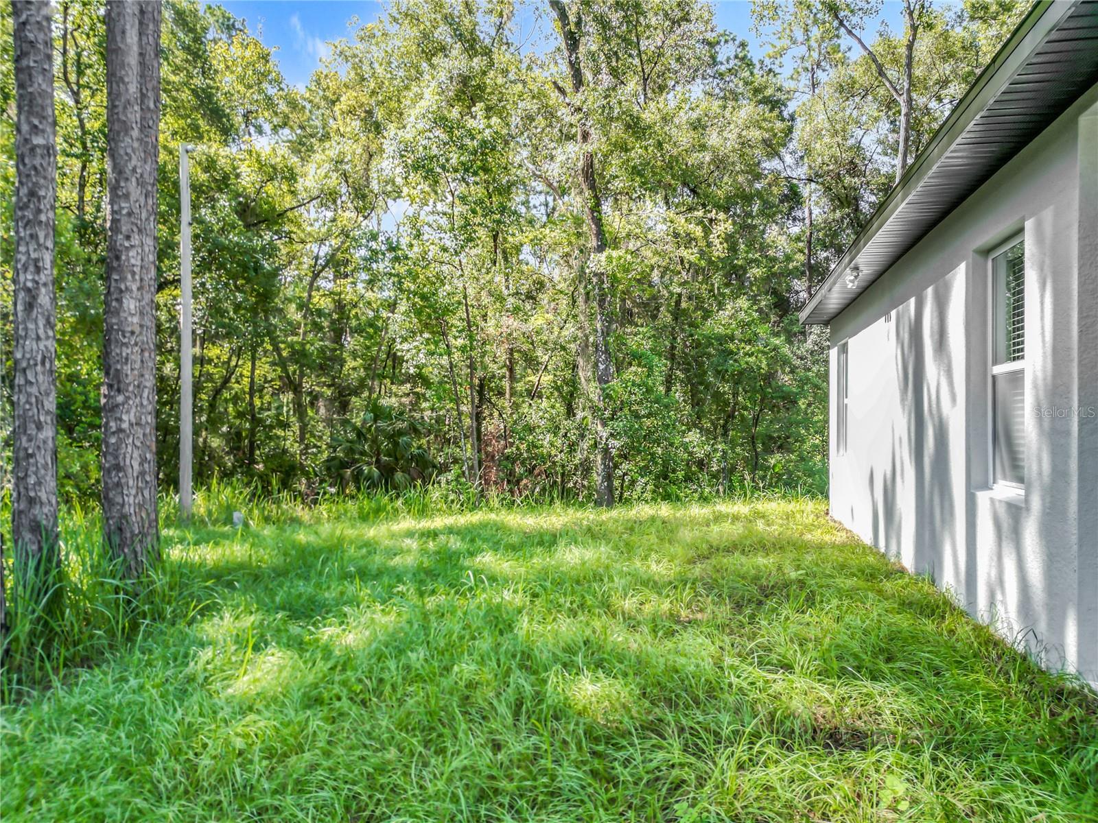 11570 N KENLAKE CIR