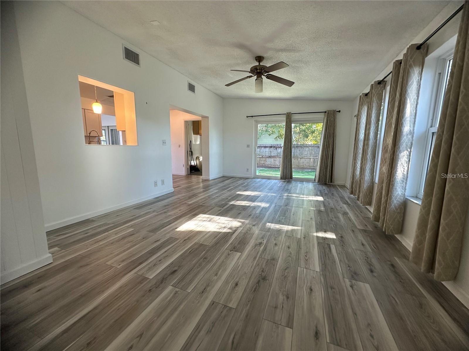 809 FLORIDA PKWY