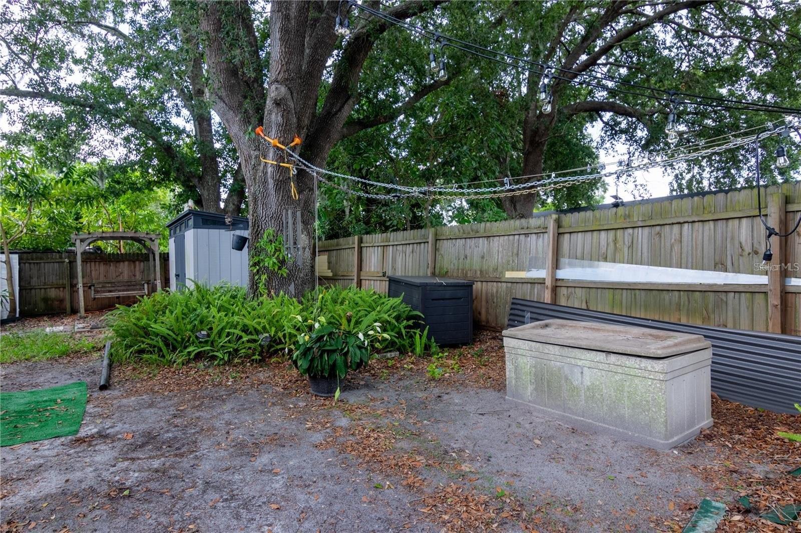 809 FLORIDA PKWY