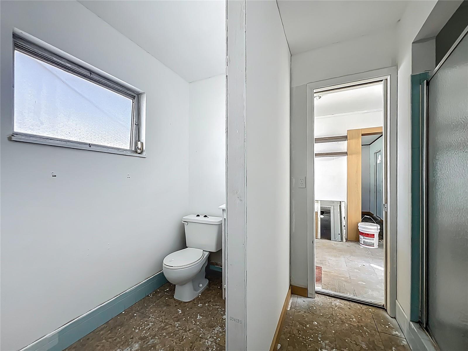 20 LAKE COURT LOOP