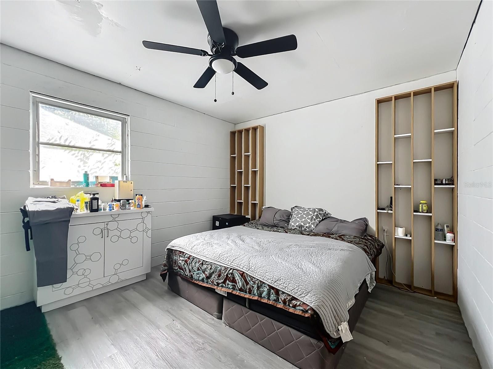 20 LAKE COURT LOOP