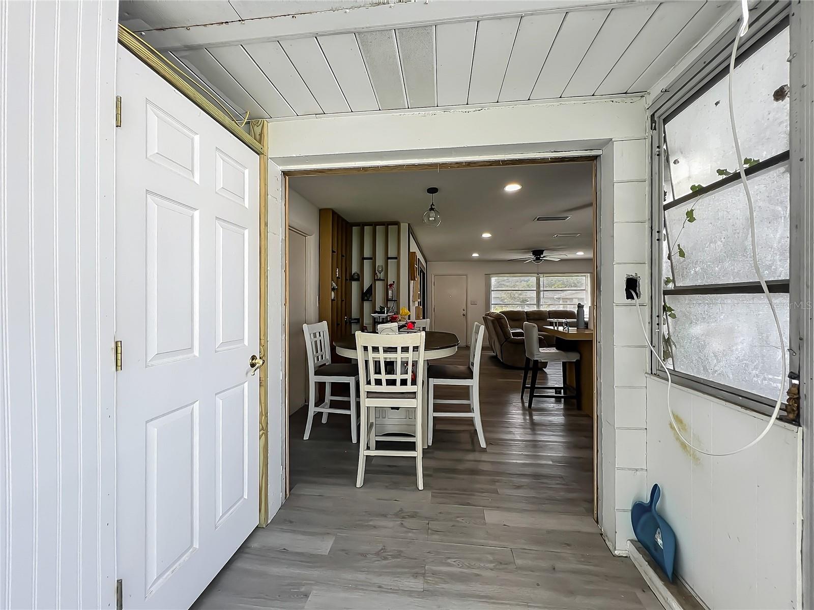 20 LAKE COURT LOOP