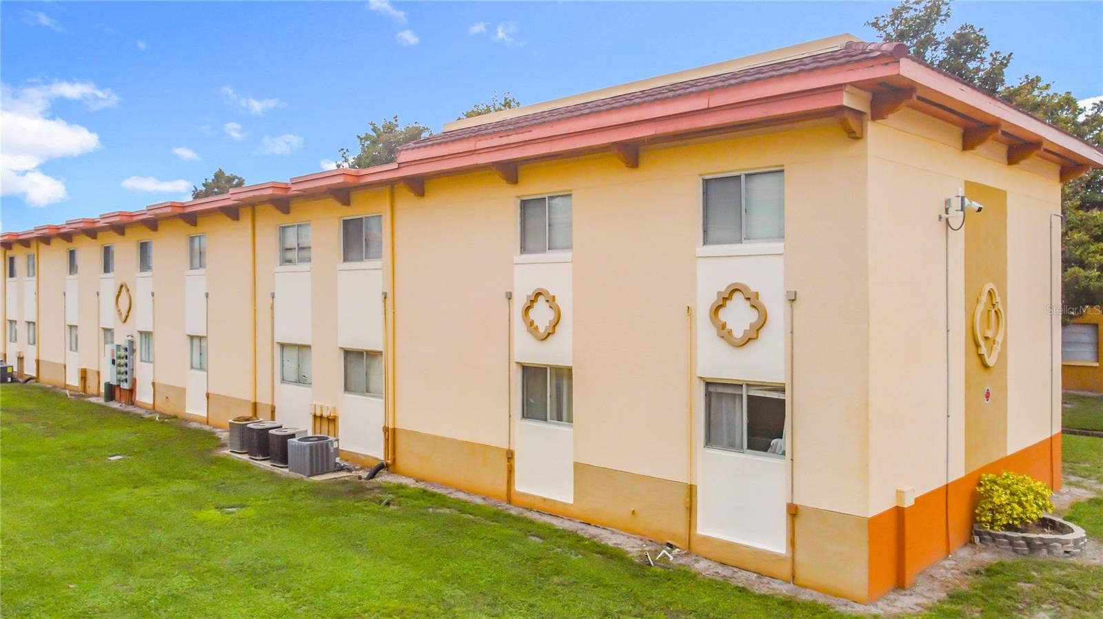 770 RIDENHOUR CIR #770