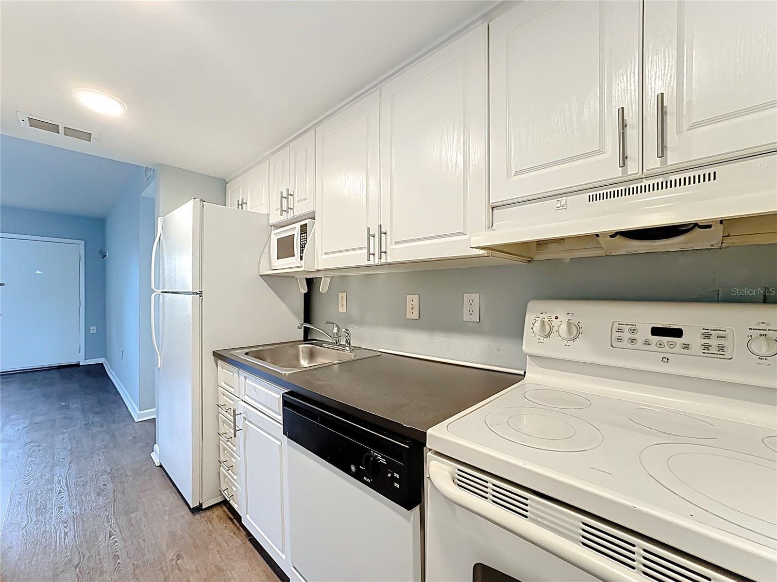 770 RIDENHOUR CIR #770