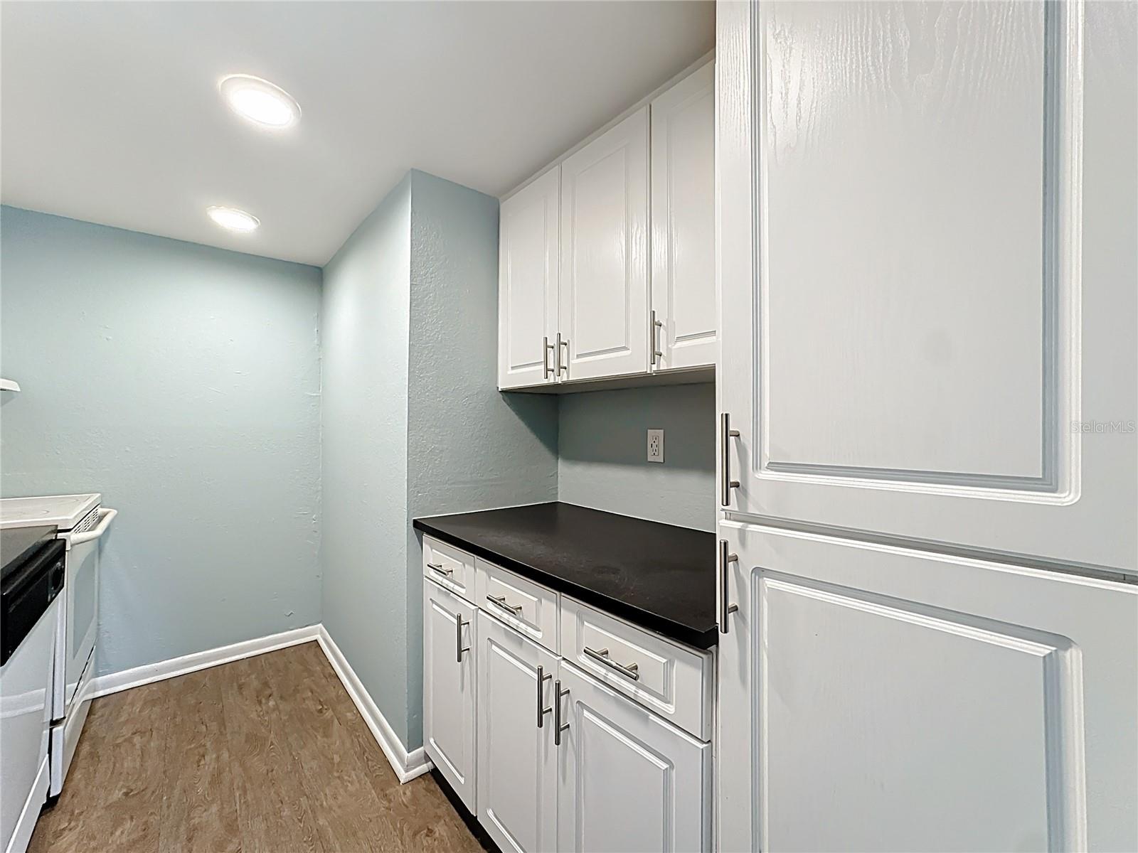 770 RIDENHOUR CIR #770