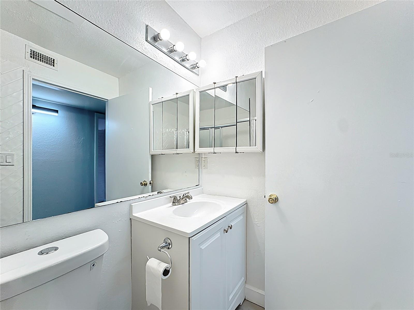 770 RIDENHOUR CIR #770