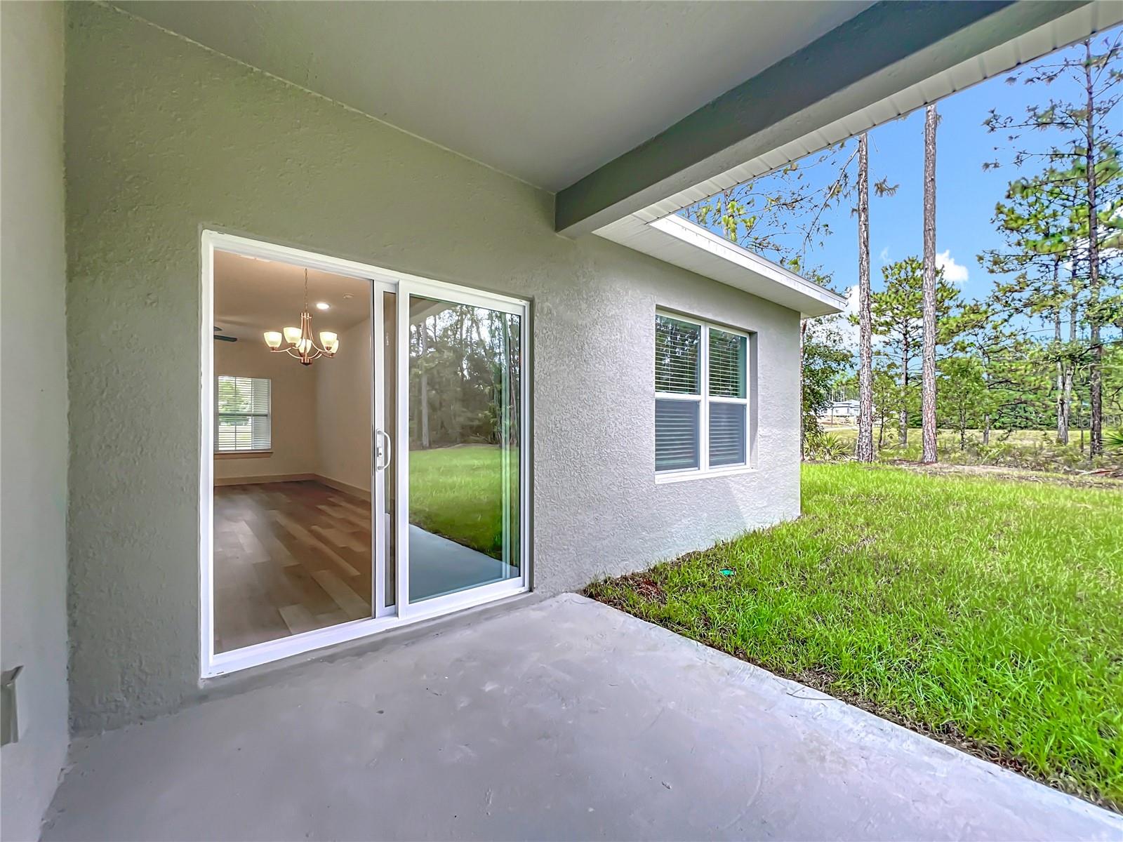 1190 W CARY DR