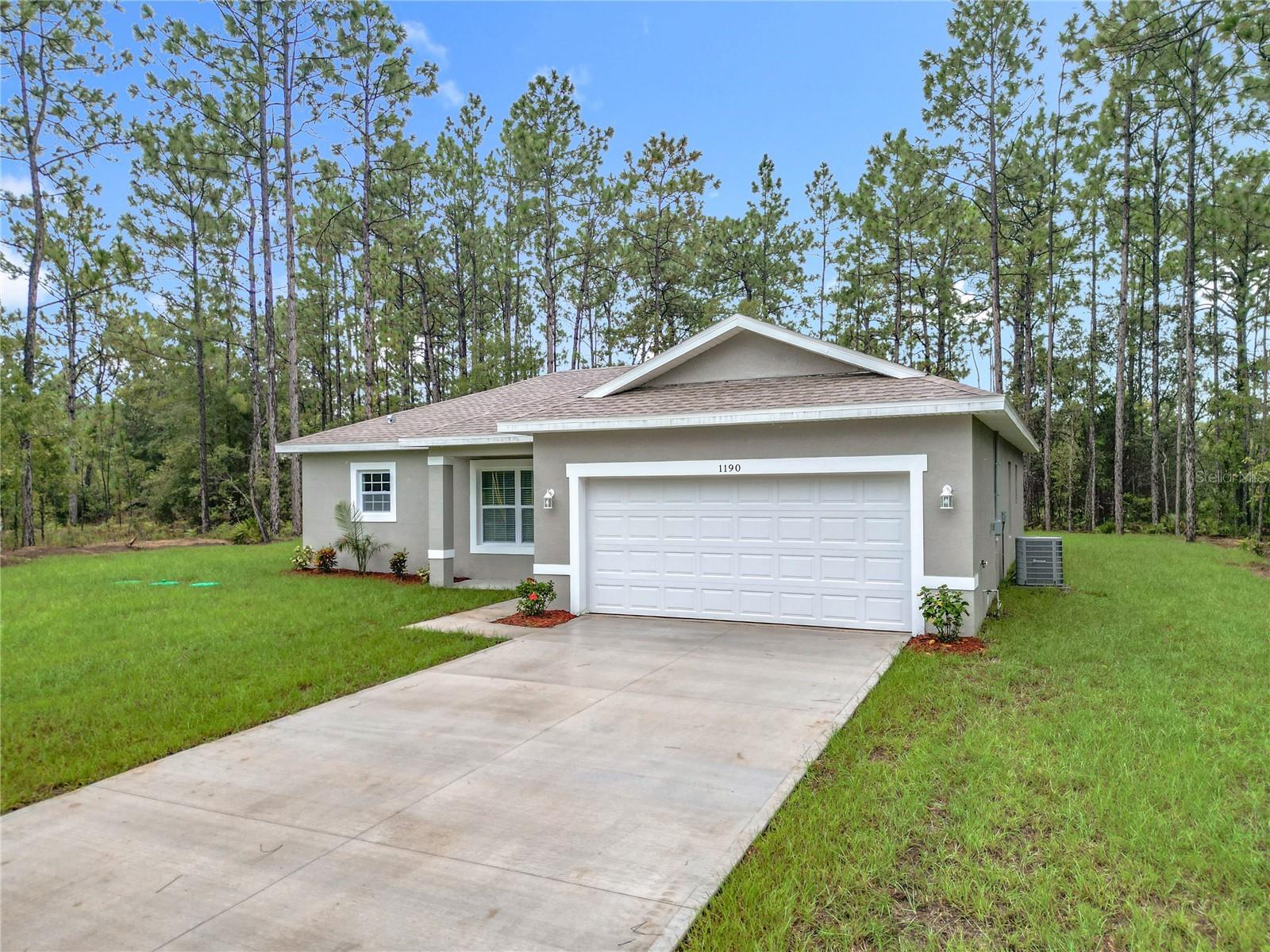 1190 W CARY DR