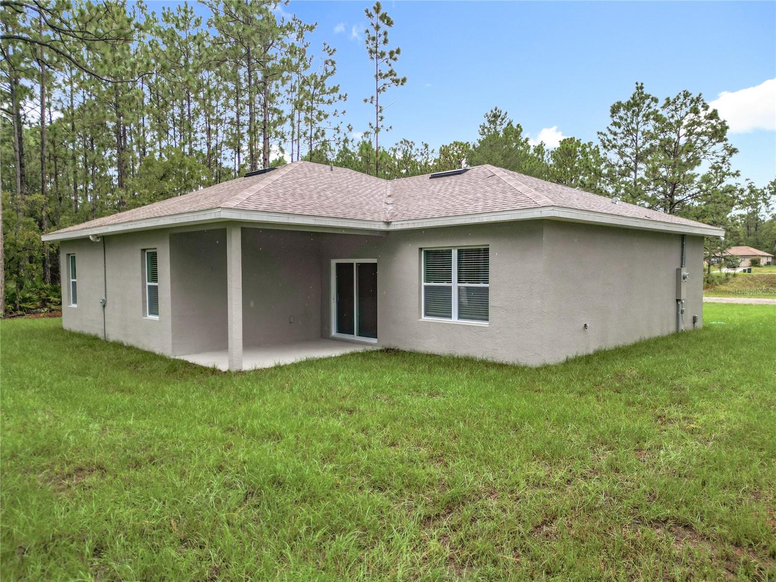 1190 W CARY DR