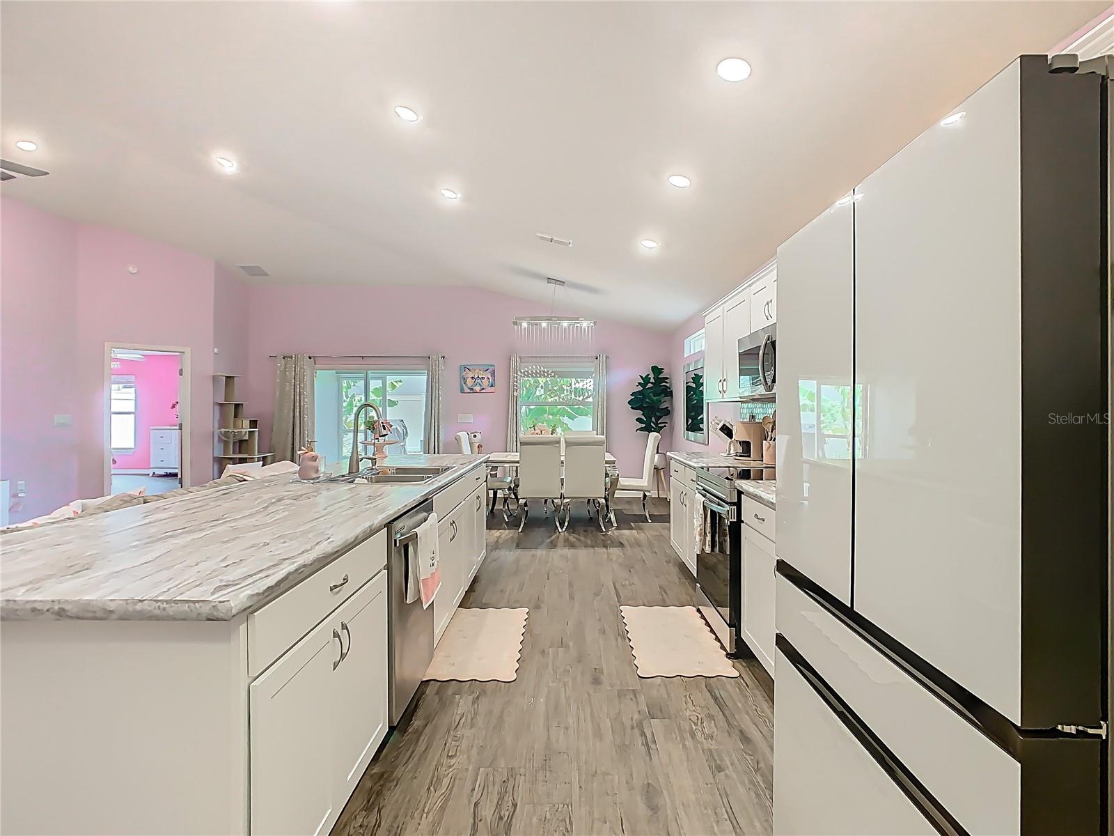 681 VITTORIO DR