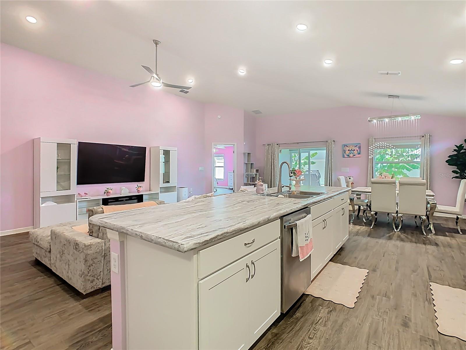 681 VITTORIO DR