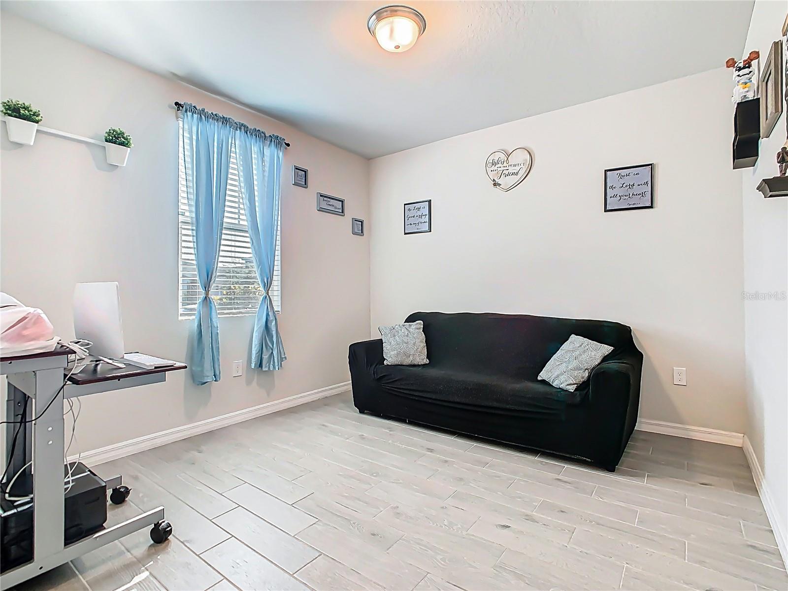 3080 CASSIDY LN