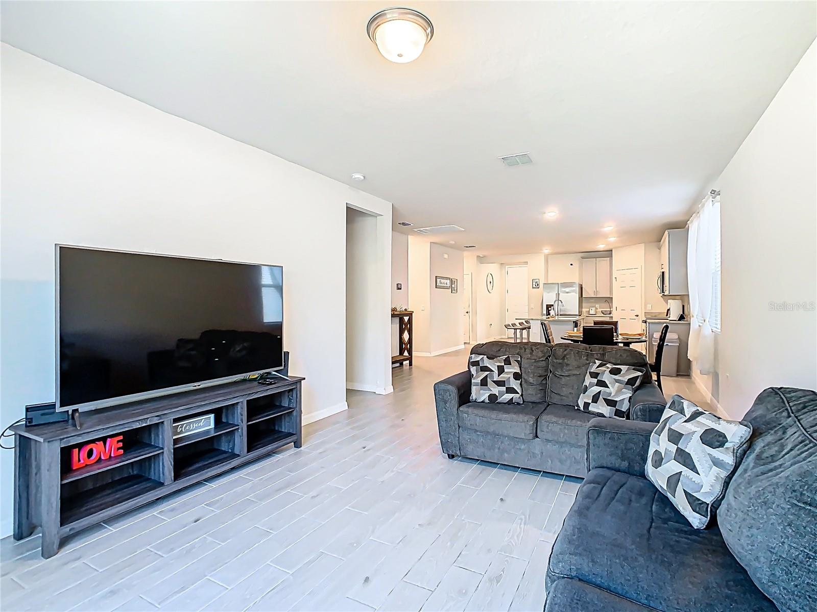 3080 CASSIDY LN
