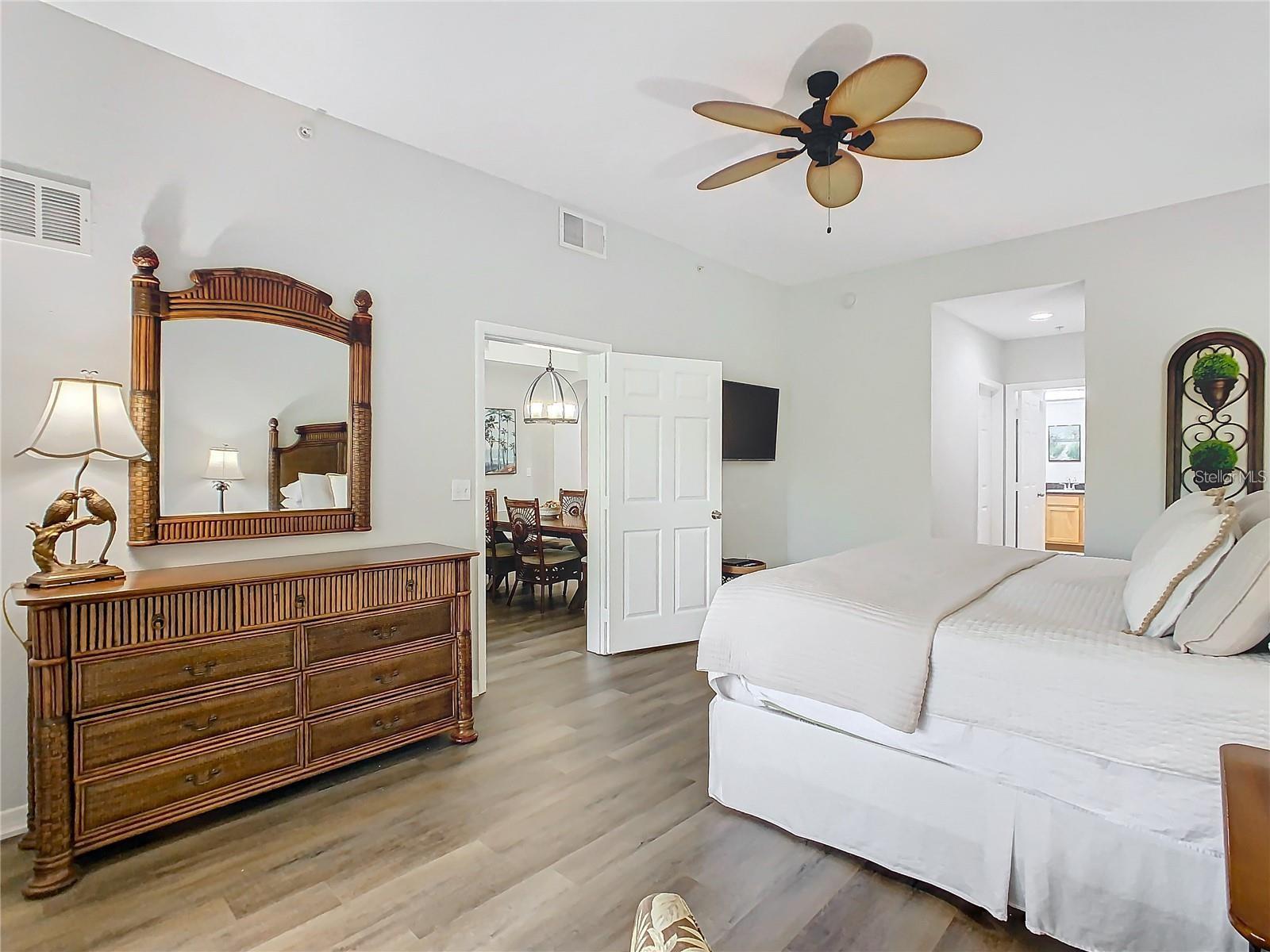 9051 TREASURE TROVE LN #405