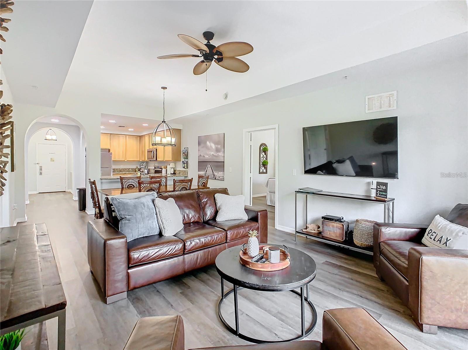 9051 TREASURE TROVE LN #405