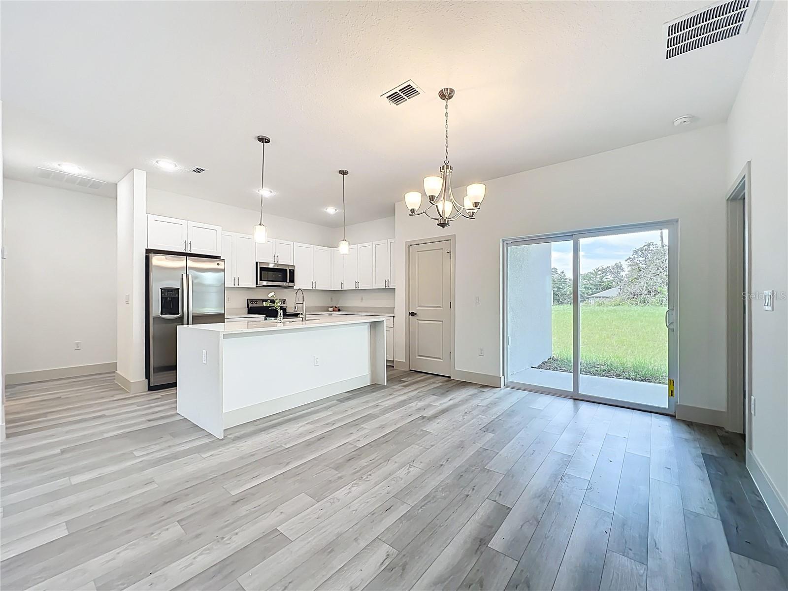182 MARION OAKS MNR
