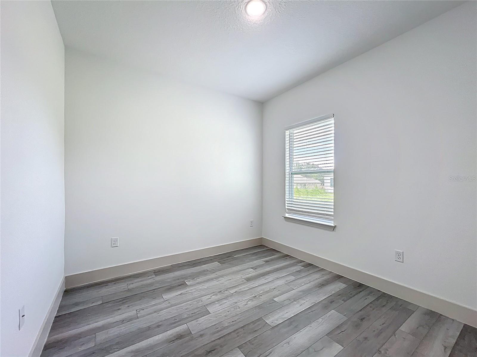182 MARION OAKS MNR