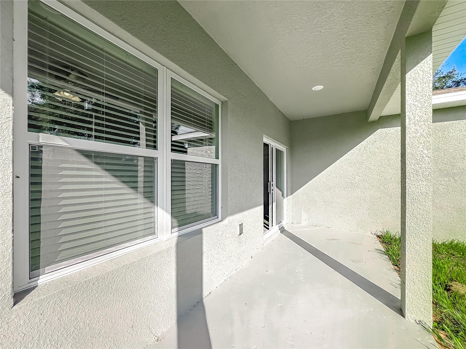 521 MARION OAKS LN