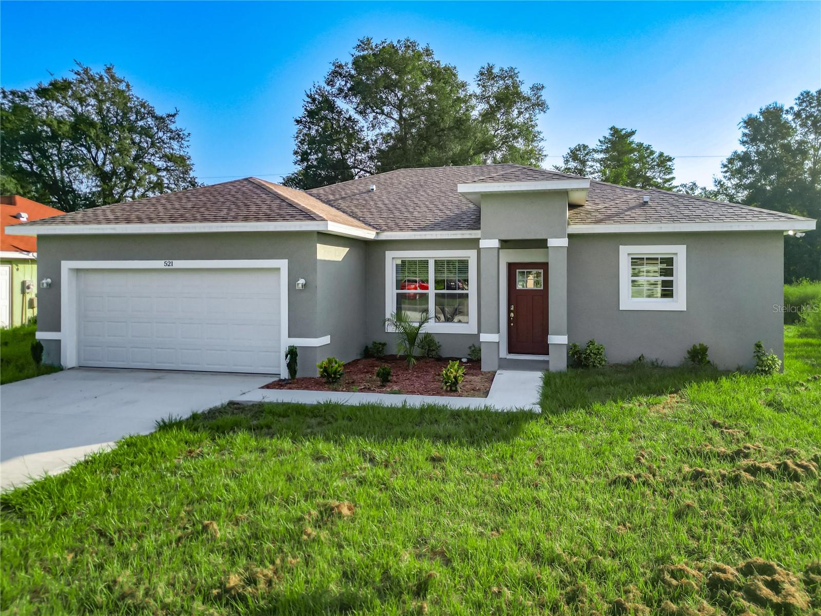 521 MARION OAKS LN