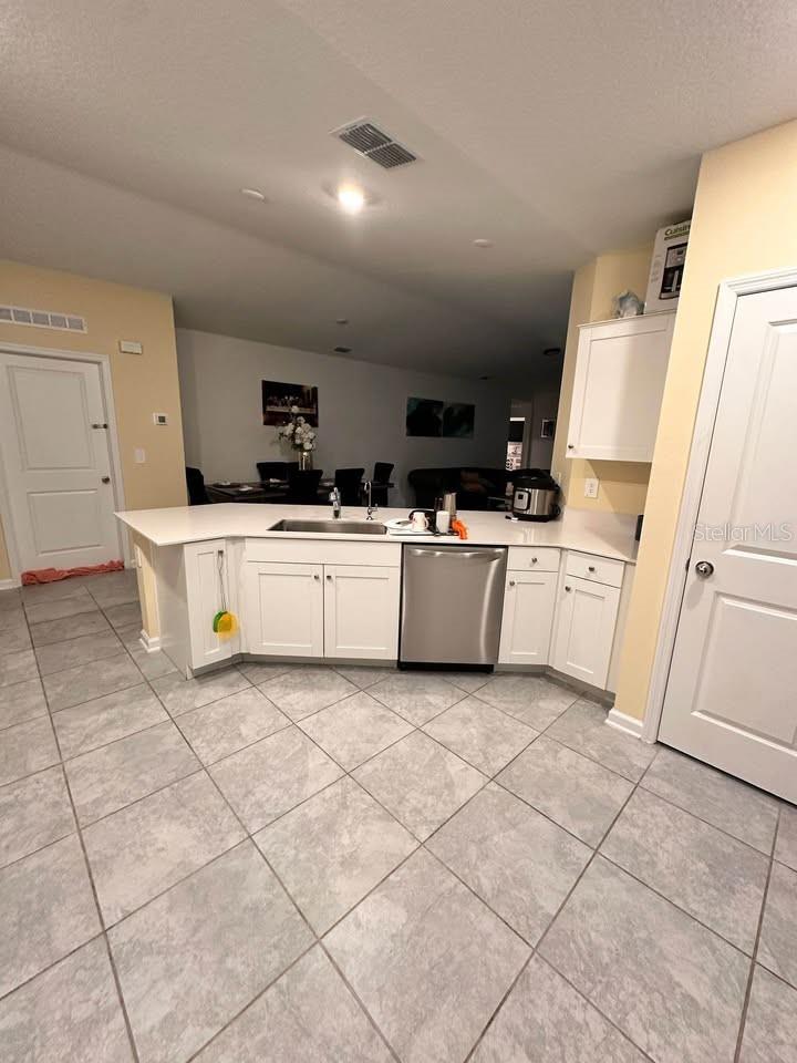 684 SAND PINE LN