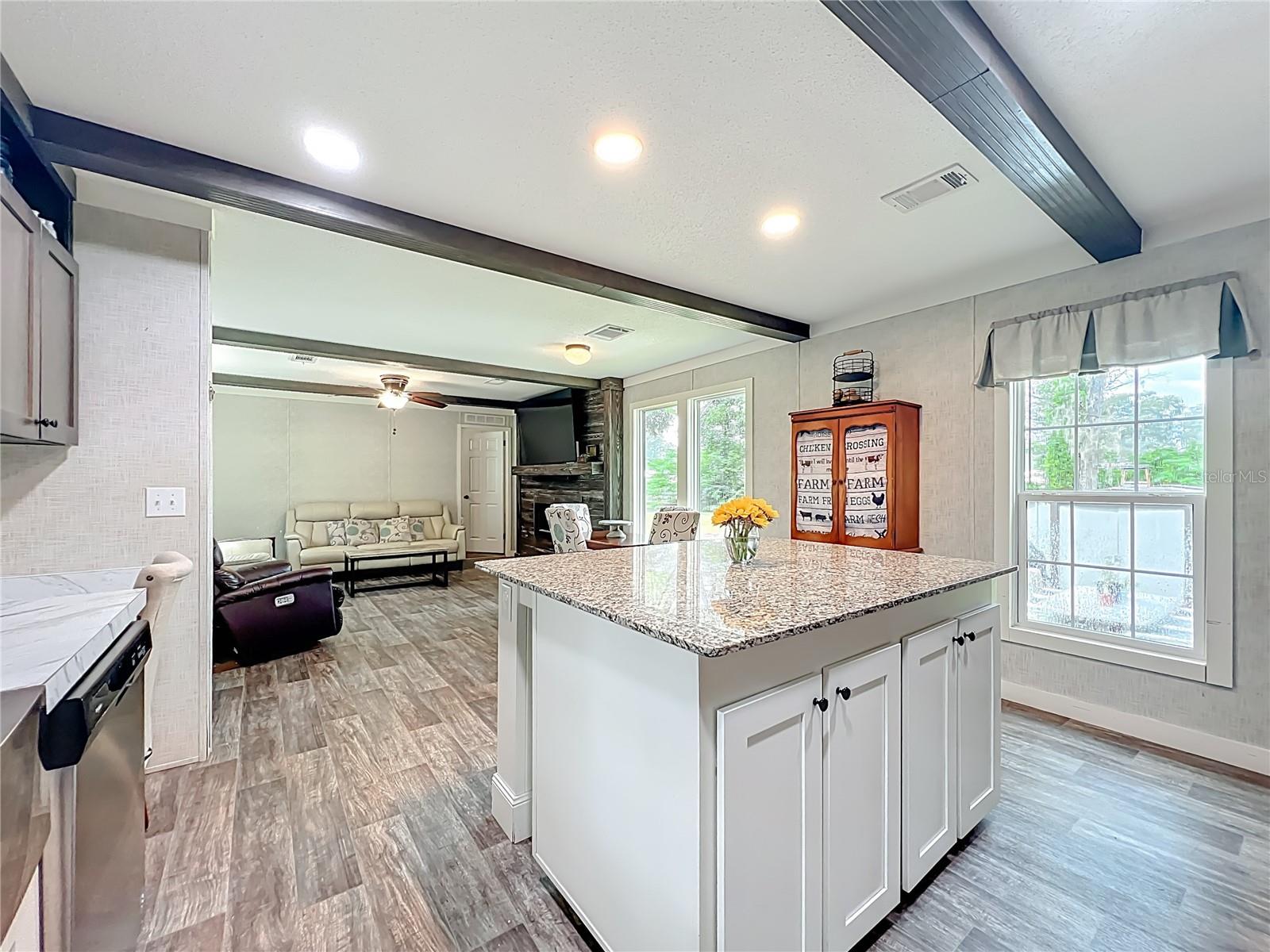 2815 SW 89TH PL