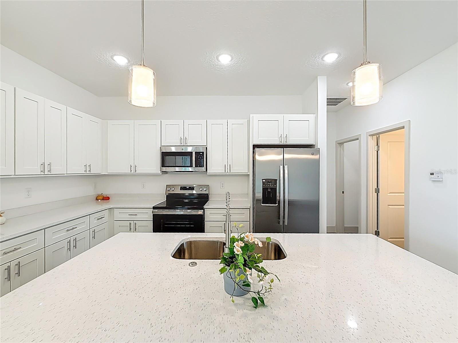 306 MARION OAKS CRSE