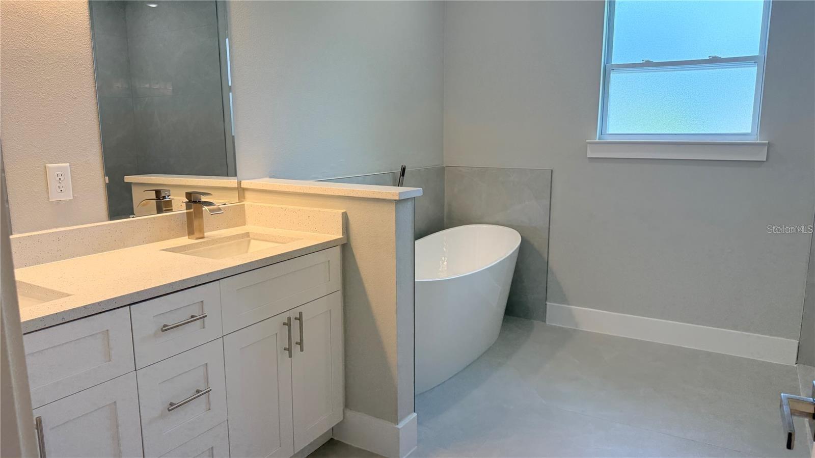 306 MARION OAKS CRSE