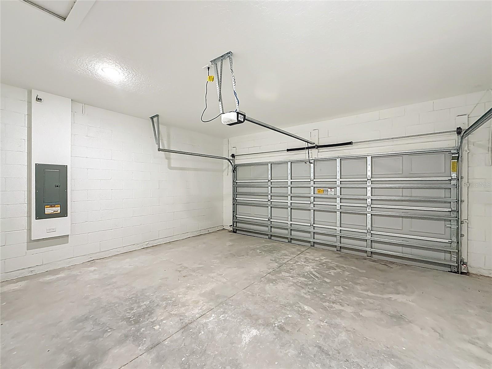306 MARION OAKS CRSE