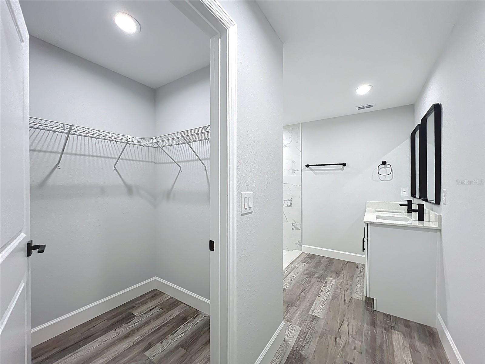 527 MARION OAKS MNR