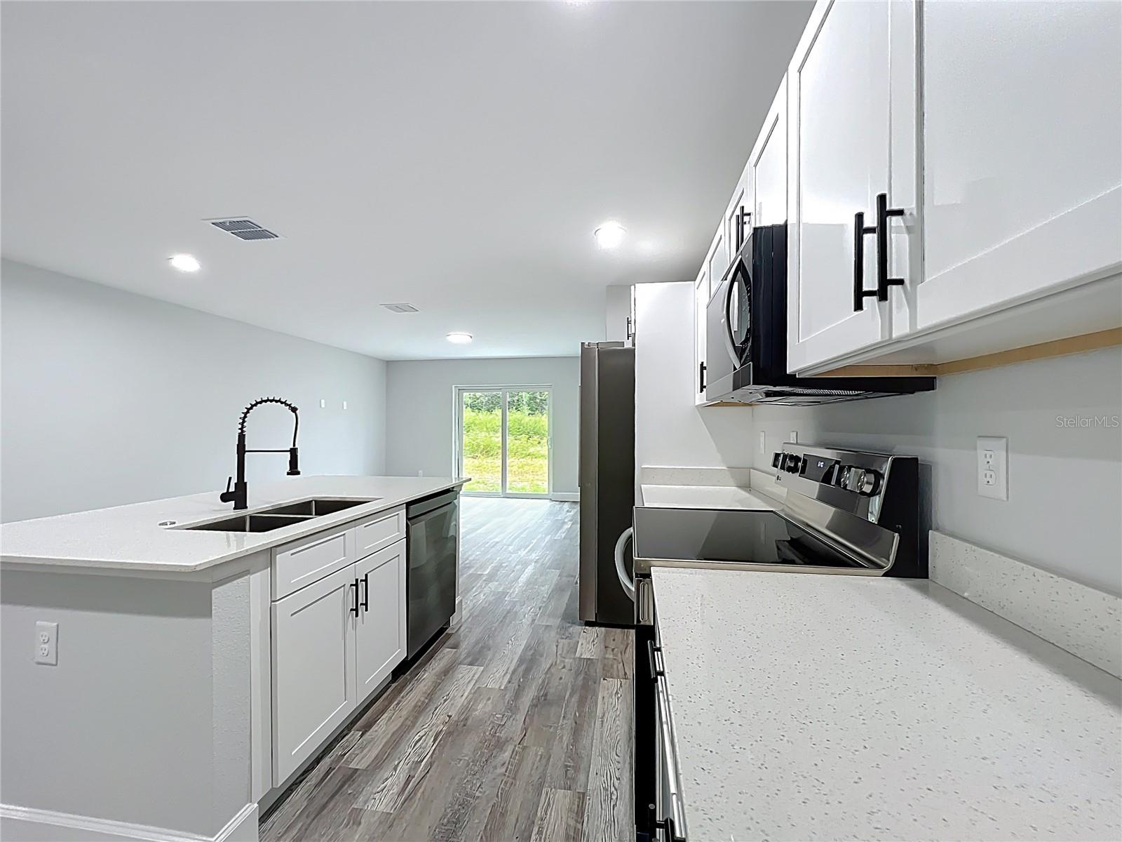 527 MARION OAKS MNR