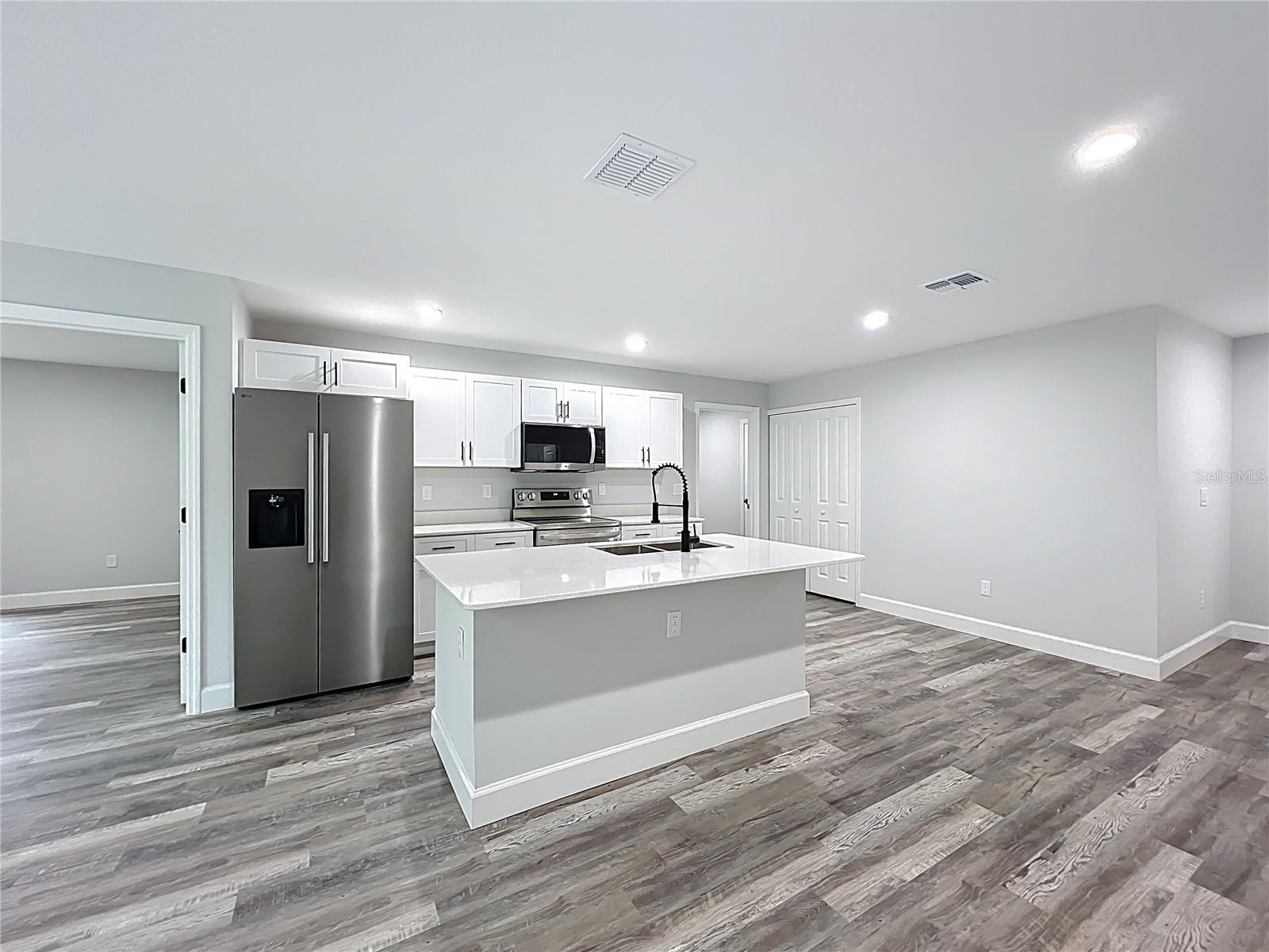 527 MARION OAKS MNR