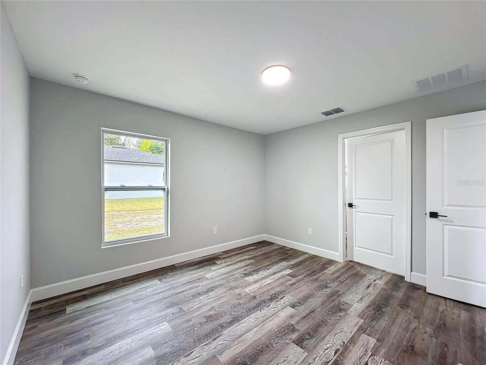 527 MARION OAKS MNR