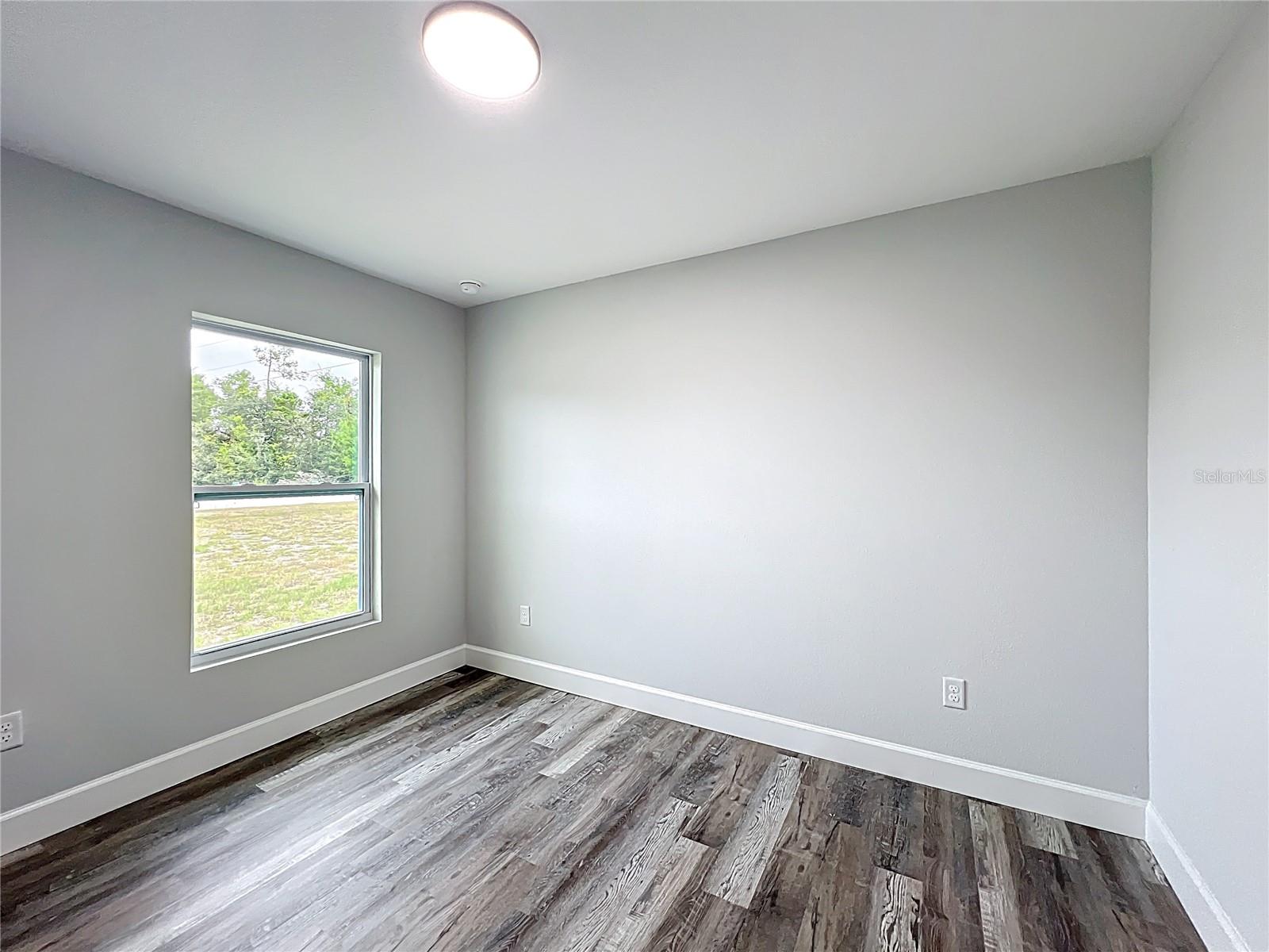 527 MARION OAKS MNR