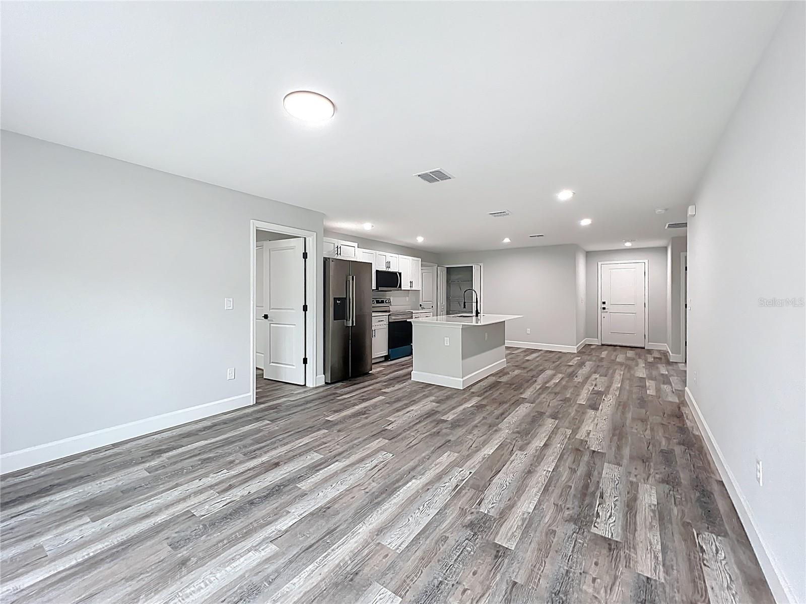 527 MARION OAKS MNR