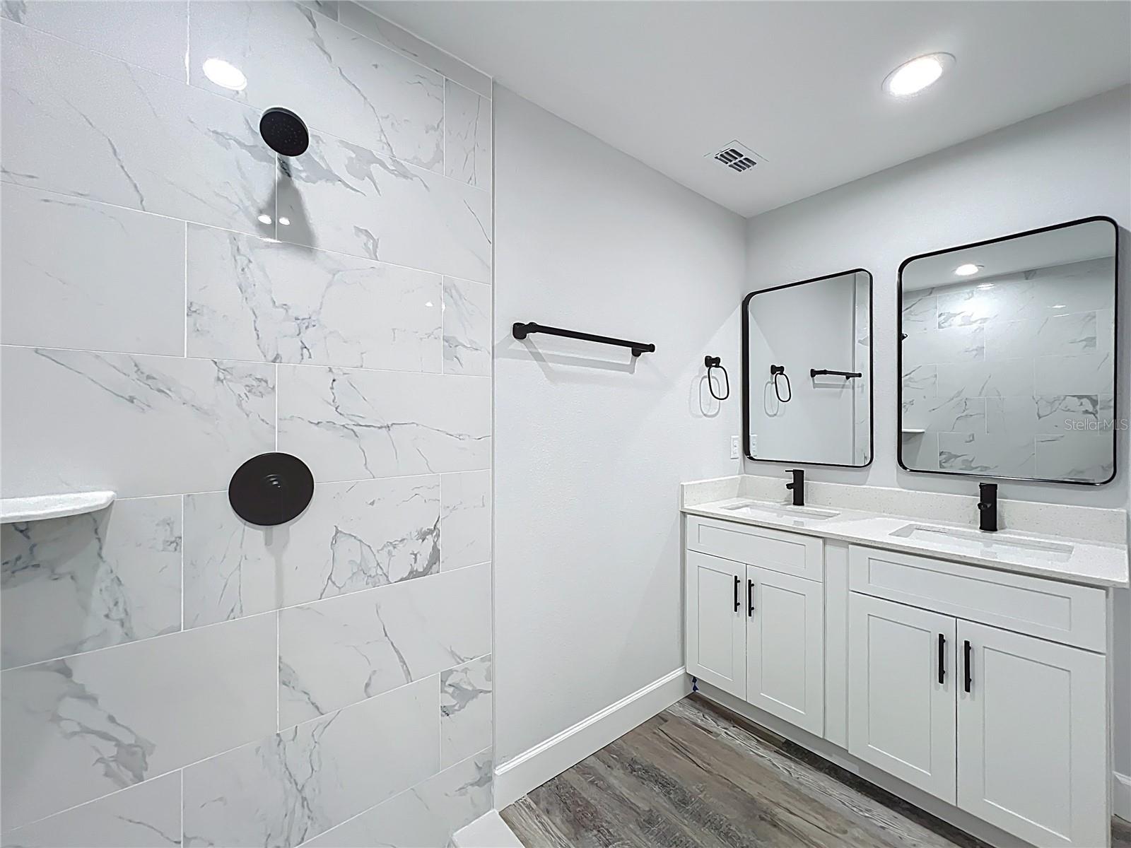527 MARION OAKS MNR