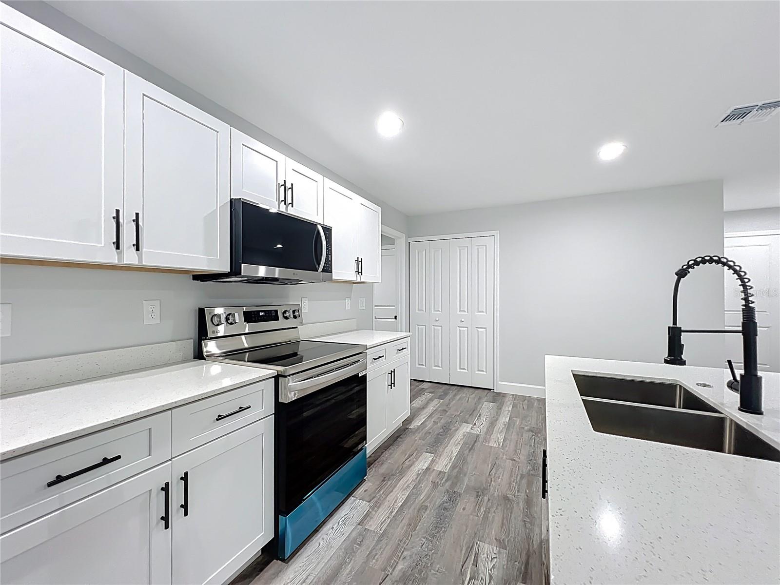 527 MARION OAKS MNR